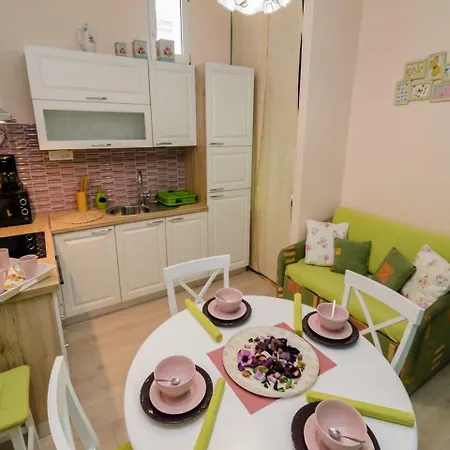 In Riviera 36701 Apartman